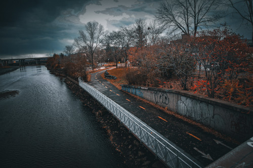 city, ville, Canon Canon EOS 5D Mark II, piste-cyclable, rivière, river, Québec, quebec, canada, autumn, automne, feuilles