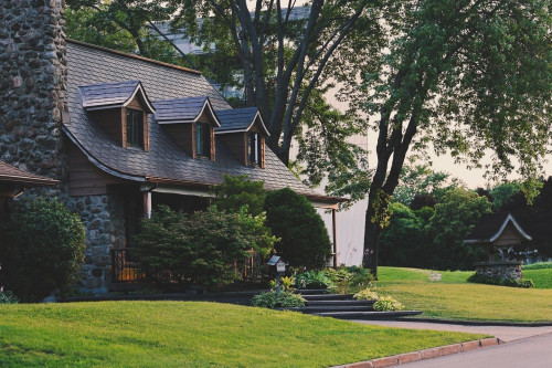 Maison, puit, house, maison de pierres, stone house